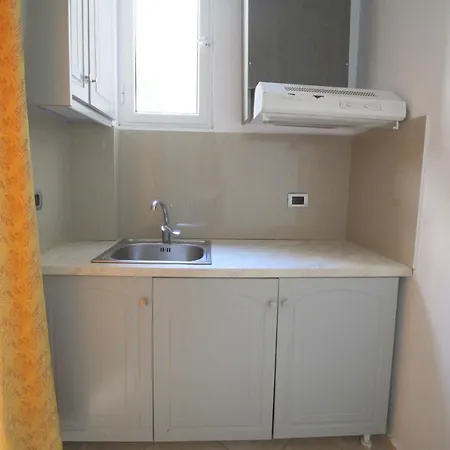 Andy Apartment